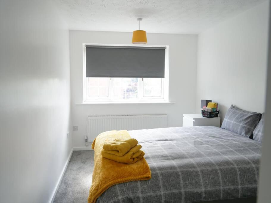 Cosy Four Bed Property With En-Suite Near To Nec Birmingham Airport And The City المظهر الخارجي الصورة